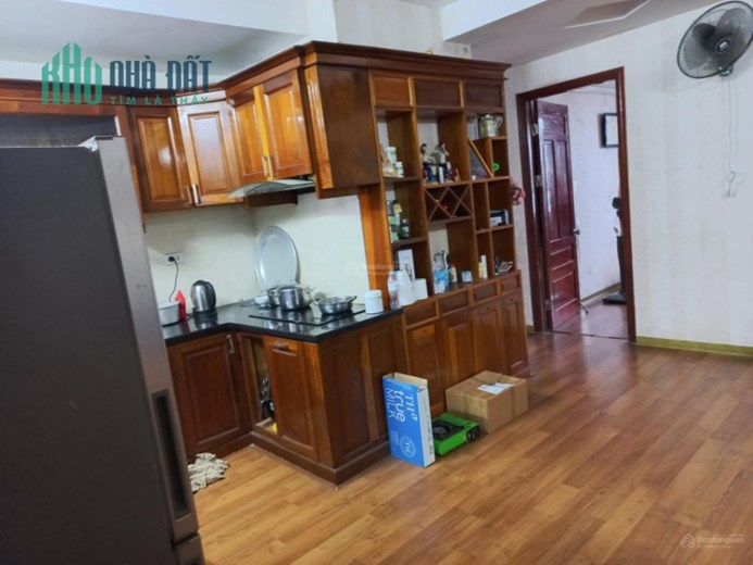 Cho thuê căn hộ chung cư chính chủ - 3 phòng ngủ - nội thất cơ bản tại chung cư Tân Thịnh, TP Vinh