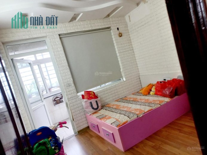 Cho thuê căn hộ chung cư chính chủ - 3 phòng ngủ - nội thất cơ bản tại chung cư Tân Thịnh, TP Vinh
