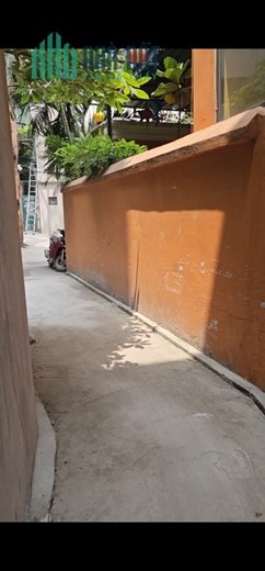 Bán tòa nhà Căn hộ DV, Xuân Diệu, sát Hồ Tây, Dt 75m2, 7 T, tổng 10P cho thuê, giá 8,5 tỷ.