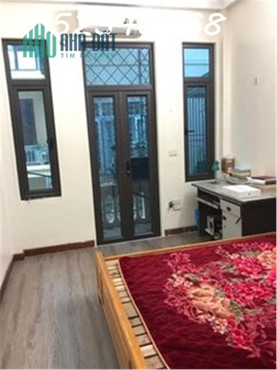 Bán nhà ngõ 147 Quan Hoa, Cầu Giấy, 44m2, 4 tầng, 2 mặt thoáng, tặng nội thất, giá 4.95 tỷ.