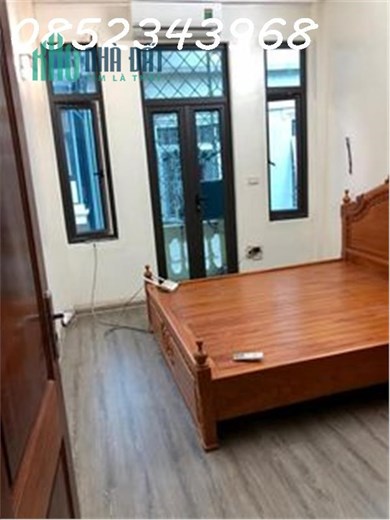 Bán nhà ngõ 147 Quan Hoa, Cầu Giấy, 44m2, 4 tầng, 2 mặt thoáng, tặng nội thất, giá 4.95 tỷ.