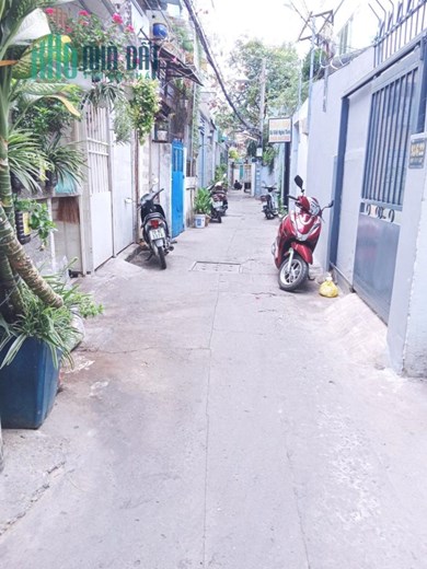 Bán nhà đường Phan Văn Trị quận Bình Thạnh diện tích 61 m2 giá thương lượng