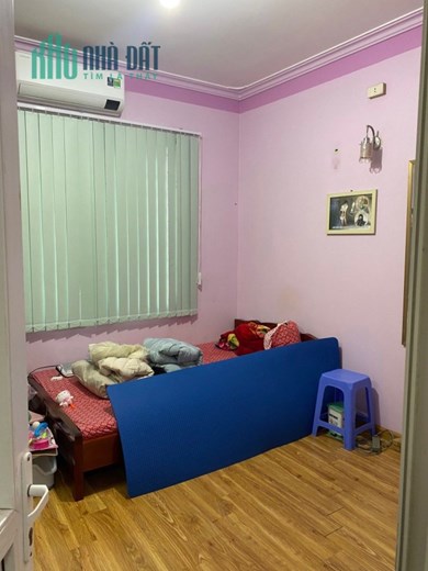 Bán nhà phố Nguyễn Khang, Cầu Giấy, 32m2, 4 tầng, 10m ra mặt phố, giá 4.5 tỷ
