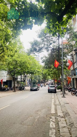 Bán mặt phố Ngoc Lâm Long Biên với diện tích 100m2 chỉ 17,5 tỷ mặt tiền 5,6 m vị trí đẹp