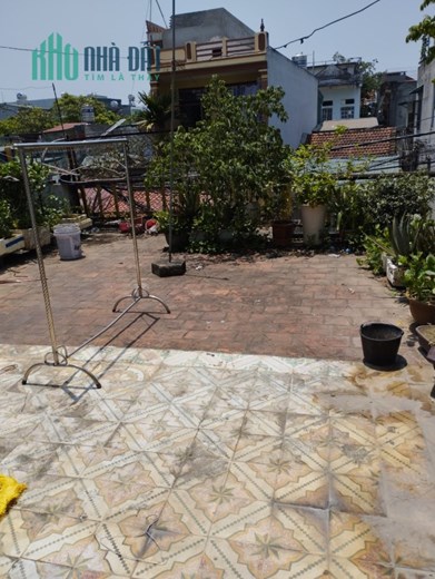 Bán đất tặng nhà 2 tầng mặt tiền khủng gần cầu Sâng phường Nam Ngạn