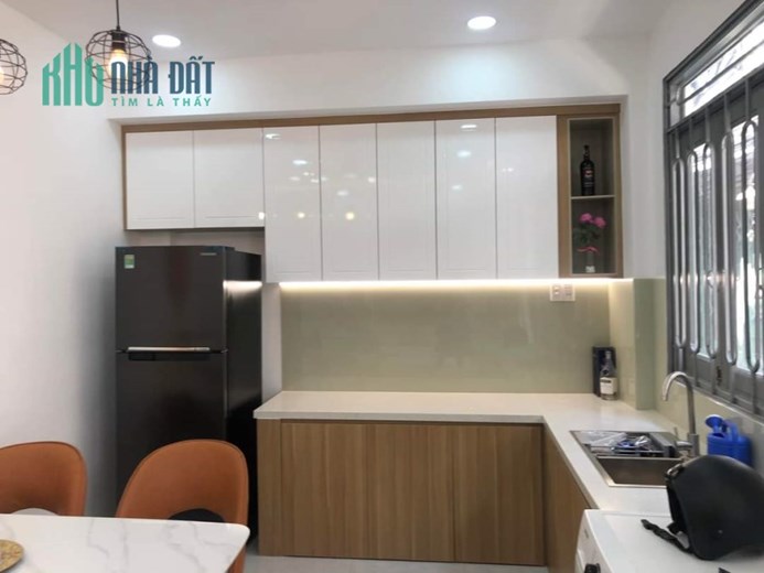 Bán nhà gần NGUYỄN KIỆM - ngay Bệnh viện Quân Y 175 - 50m2 - nhỉnh 4 tỷ