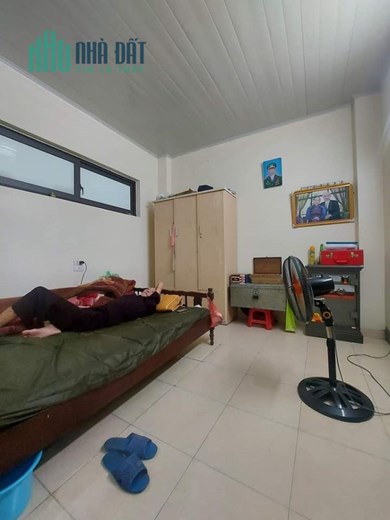 Bán căn nhà 75m2 phố Âu Cơ, Tây Hồ 5 ngủ Ô tô đỗ cổng Ngõ Ô tô tránh 10m 5.65 Tỷ
