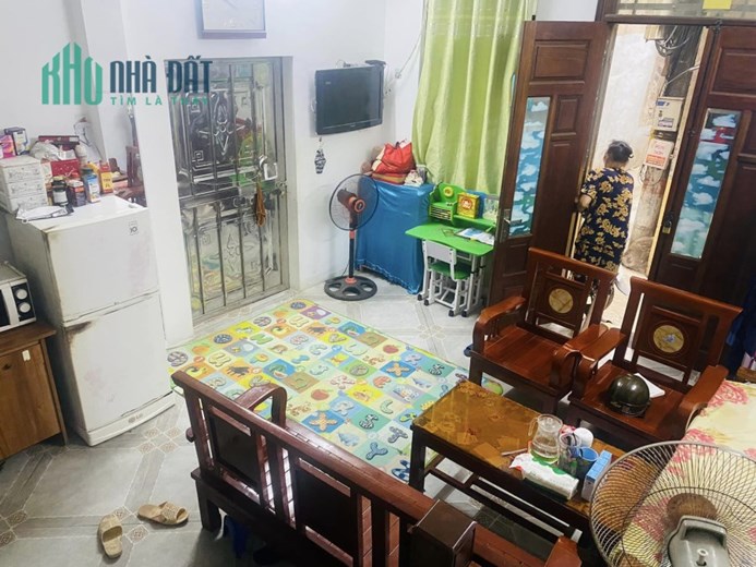 Bán nhà Kim Giang 36m2 5T ,lô góc 40m ra phố nhỉnh 3 tỷ