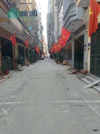 Cần bán nhà phân lô phố Phùng Hưng Hà Đông, 54m2, mặt tiền 3.7m, ô tô qua nhà. Giá 6 tỷ 1.