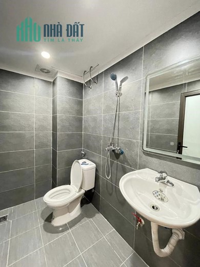 Ở SƯỚNG: Quan Nhân nhà đẹp miễn chê, ô tô đỗ cổng, đủ nội thất, nhỉnh 4 tỷ