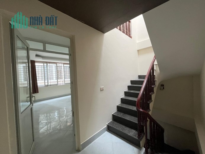 CÓ 1.0.2 PHÂN LÔ 15M MẶT PHỐ NGUYỄN PHÚC LAI, ĐỐNG ĐA, NỞ HẬU, 35M2*5T*MT4.8M*5.x TỶ