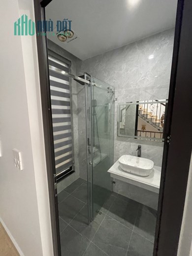 Bán nhà xây mới độc lập khu TĐC Tam Kỳ - Lê Chân 4 tầng, GIÁ 5.6 tỉ cực phẩm