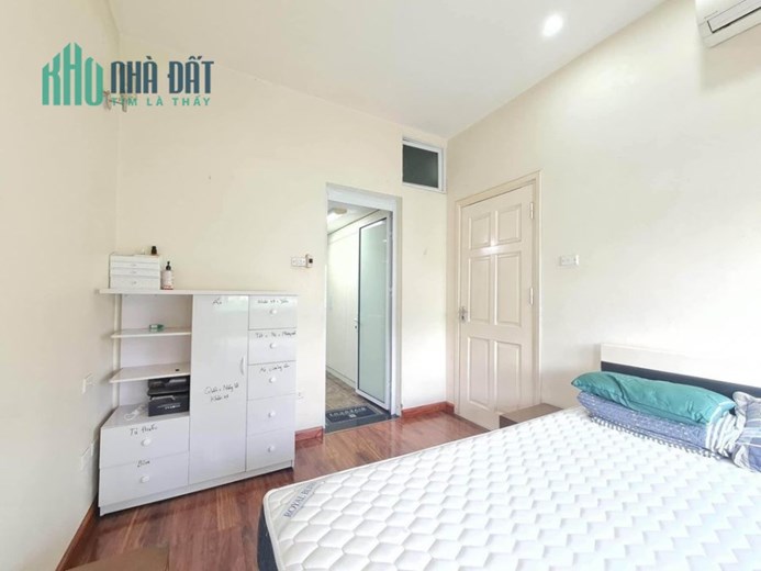 Chính Chủ Cần Cho Thuê Căn Hộ cc 2p ngủ trong tòa nhà mặt phố 10 tầng tại Mễ Trì, Nam Từ Liêm.