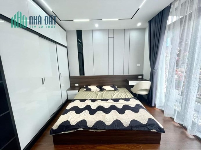 Bán Nhà Trịnh Văn Bô Kéo Dài, Phân Lô, Vỉa Hè, Kinh Doanh, Văn Phòng, DT 45m x 5T. Giá 5.2 Tỷ.