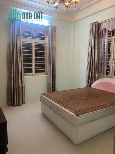 Nhà Mặt phố bạch Mai 100m2*3 Tầng 8.78 Tỷ