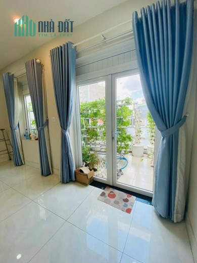 Bán Nhà Tân Sơn Nhì, Hẻm Nhựa Ô Tô Tránh, 85m2 X 3 Tầng, Chỉ 6 Tỷ 500