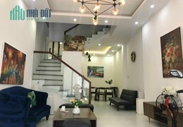 Bán nhà Đỗ Đức Dục, 40m2, vài 3 bước ra 3 ô tô tránh, trường, chợ, 4 tỷ 4