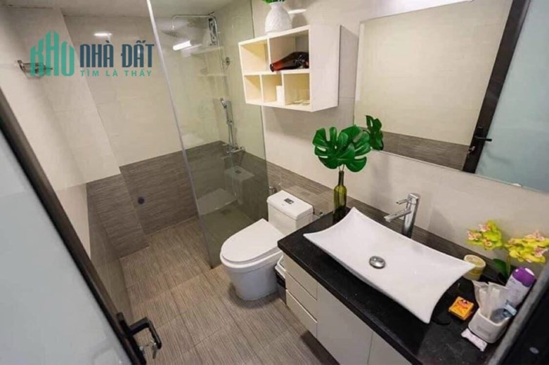 Bán nhà Đỗ Đức Dục, 40m2, vài 3 bước ra 3 ô tô tránh, trường, chợ, 4 tỷ 4