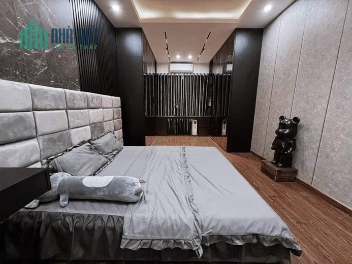 Bán nhà đẹp Đỗ Đức Dục, 42m2, Ngõ văn minh, thông thoáng, gần trường, chợ, 4 tỷ 6