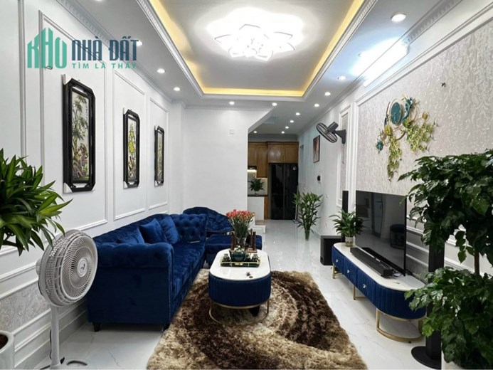 Bán nhà đẹp Đỗ Đức Dục, 42m2, Ngõ văn minh, thông thoáng, gần trường, chợ, 4 tỷ 6