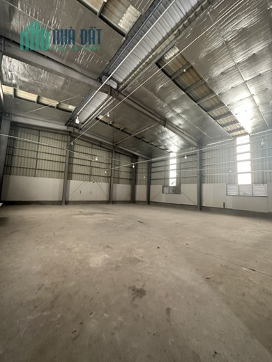 cho thuê kho xưởng phố Gia Thượng, Long Biên 350m2 * điện 3 pha * ô tô vào
