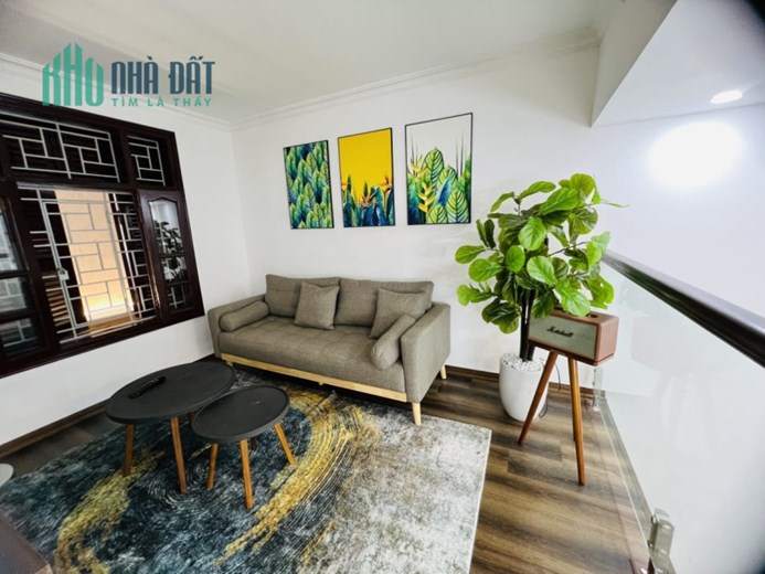 NHÀ ĐẸP-ĐỐNG ĐA 5T, 6,6 TỶ, 3 THOÁNG, 6 NGỦ.