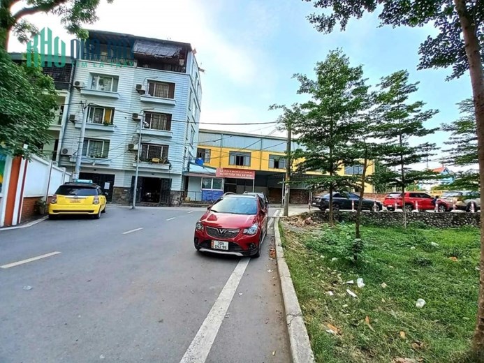 Ô tô 16 chỗ qua nhà, kinh doanh, nhà chất lượng 4 tầng, 3 ngủ, Hoàng Mia, 3,1 tỷ