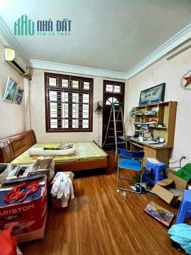 Ô tô 16 chỗ qua nhà, kinh doanh, nhà chất lượng 4 tầng, 3 ngủ, Hoàng Mia, 3,1 tỷ