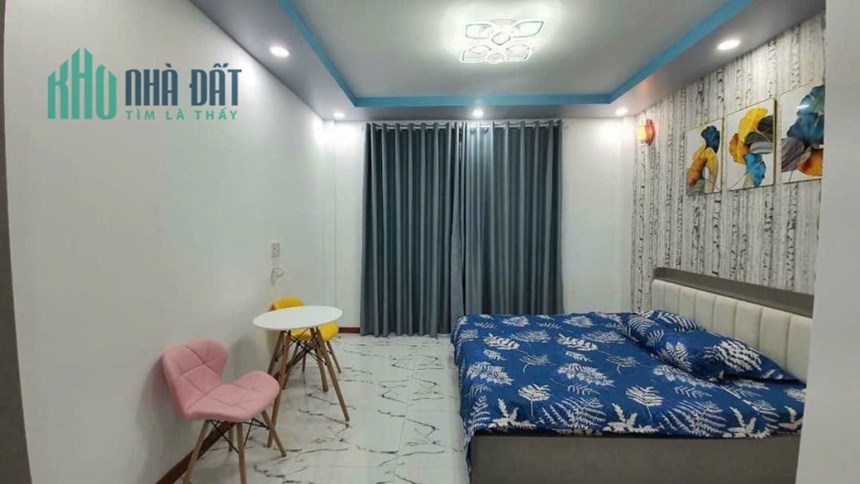 Nhà mới ở ngay 4m x 17m ô tô ra vào  có nội thất đầy đủ QL13 hiệp Bình Phước