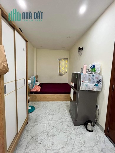 QUYẾT ĐỊNH KHÔN NGOAN CẢ ĐỜI NHÀN HẠ, CHDV HẺM Ô TÔ, SÁT MẶT TIỀN, KẾ BÊN QUẬN 1, HS LỜI CAO ĐẠT