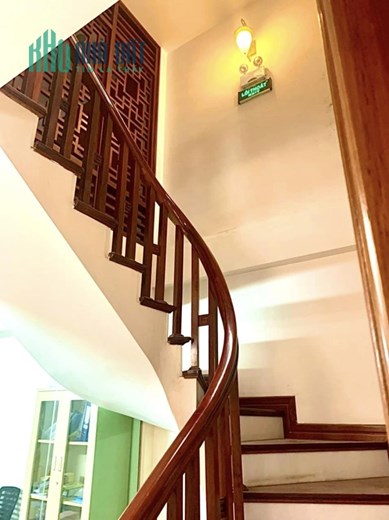 Đẳng cấp Phân Lô, Nhà đẹp Trần Quốc Hoàn 55m2 x 5T,Gara ô tô, KD đỉnh 12 tỷ.