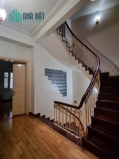 Bán nhà 200m2, Làng Quốc tế Thăng Long, Cầu Giấy, oto, KD, 43 tỷ, yen8