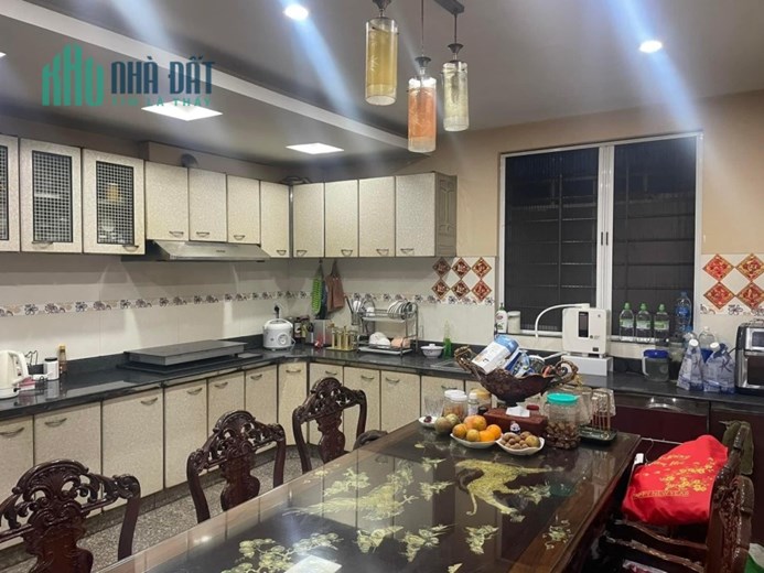 XEM NGAY KẺO TIẾC – NHÀ MẶT TIỀN CÁCH NHÀ THỜ ĐỨC BÀ Q.1 ĐÚNG 3 PHÚT- 2 Ô TÔ NGỦ TRONG NHÀ CHỈ 17.3