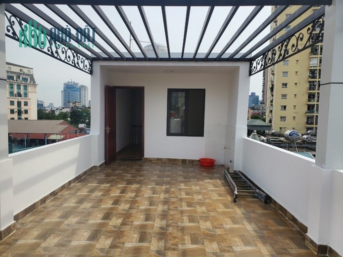 Bán nhà phố Nguyễn Ngọc Vũ 65m2 x 7 tầng x MT 4.6m đường 10 m giá 14.5 tỷ