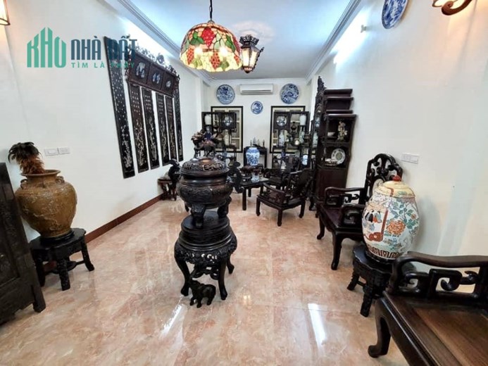 Lê Thanh Nghị, 70m x 4 tầng, 10 tỷ, mặt ngõ thông, ô tô đỗ cửa
