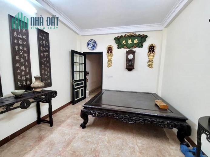 Lê Thanh Nghị, 70m x 4 tầng, 10 tỷ, mặt ngõ thông, ô tô đỗ cửa