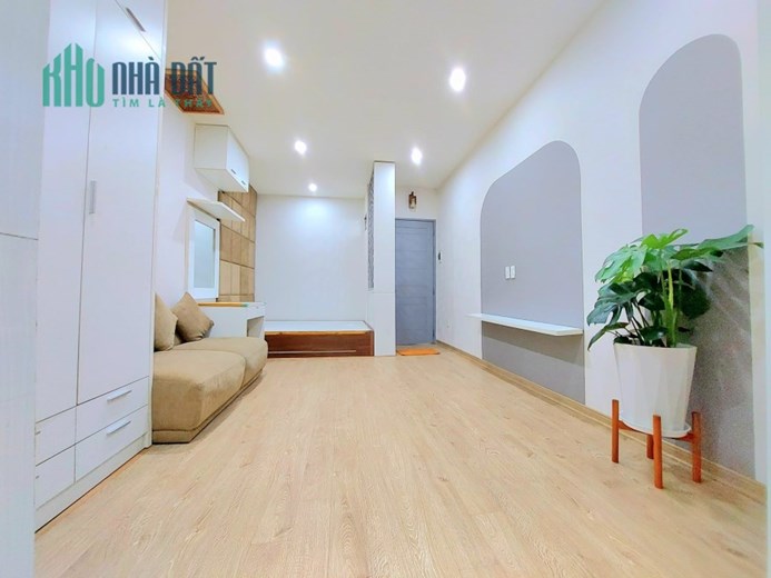 NHÀ ĐẸP GIÁ: 1.35 TỶ CÓ THƯƠNG LƯỢNG SỔ ĐỎ RIÊNG BIỆT HAI BÀ TRƯNG .