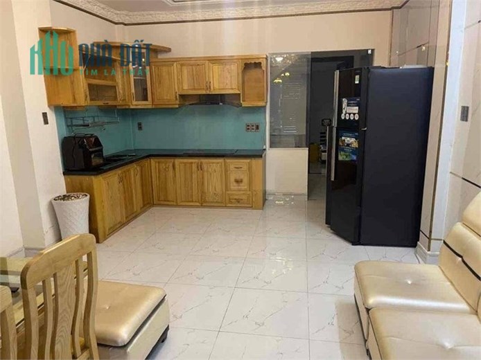 Nguyên căn mặt tiền Đường số 13, Lý Phục Man, P.Bình Thuận