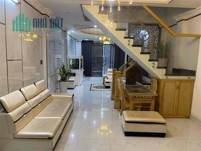 Nguyên căn mặt tiền Đường số 13, Lý Phục Man, P.Bình Thuận