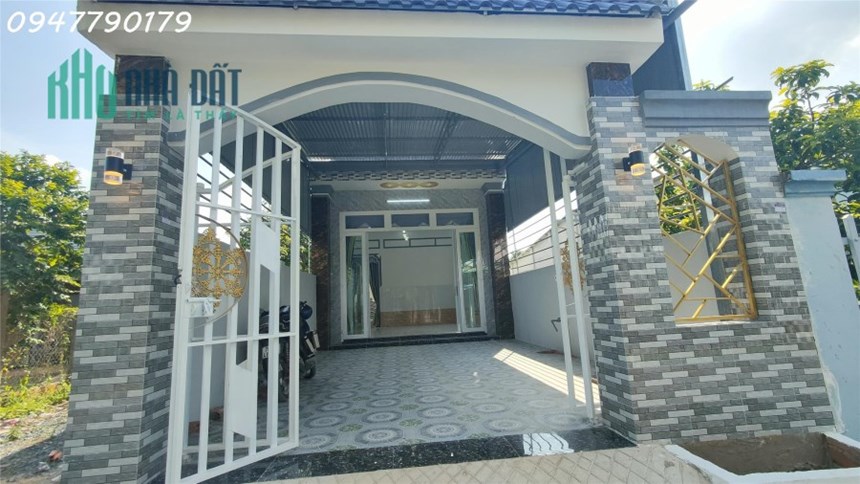 Nhà ngộp cần bán cực gấp - Thương lượng cực mạnh, giá hợp lý!