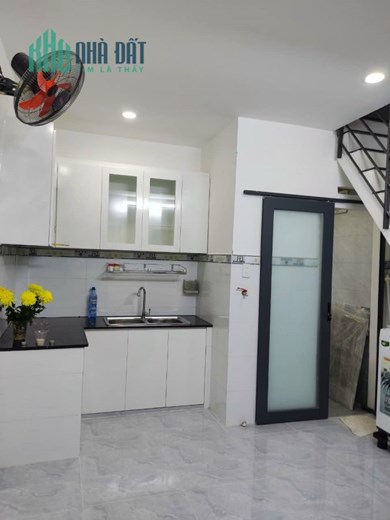 NHÀ XINH BÌNH THẠNH-HẺM XE HƠI-GẦN CHỢ BÀ CHIỂU HÀNG XANH-CHỈ 2 TỶ 3 còn BỚT LỘC