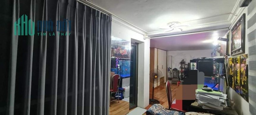 Bán căn nhà tập thể Thanh Xuân Bắc rộng 140m2, 3PN, 3WC, 2.8 tỷ