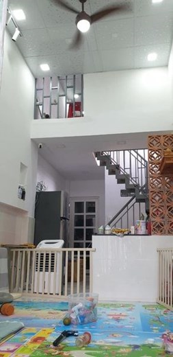 Nhà ở ngay trệt lầu hẻm ô tô - Đối diện vạn phúc Hiệp Bình Phước chỉ  3.8  tỷ