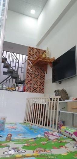 Nhà ở ngay trệt lầu hẻm ô tô - Đối diện vạn phúc Hiệp Bình Phước chỉ  3.8  tỷ