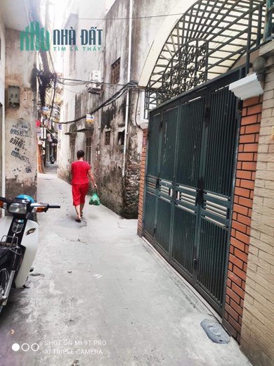 Lê Thanh Nghị, nhà mới, phân lô, 1 ngoặt ra phố, 46m2, 5 tầng, MT 4.2, giá chỉ 4.9 tỉ