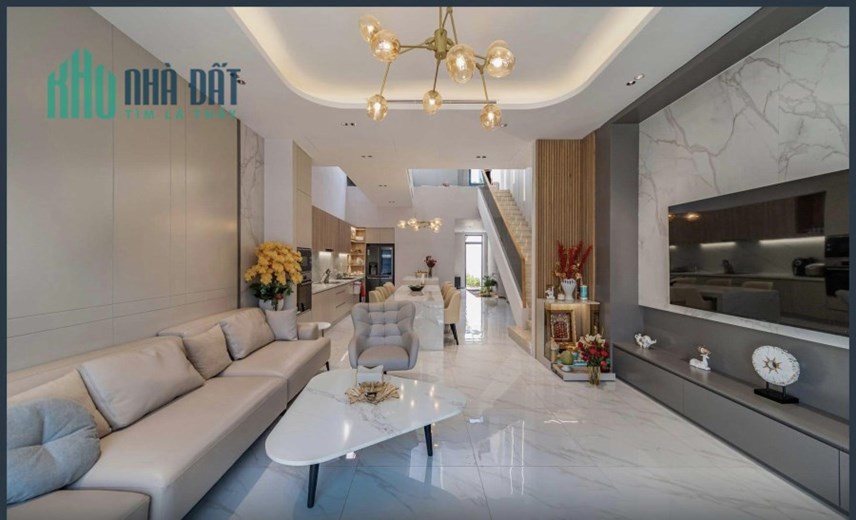 Chủ trẻ vào Sài Gòn! Bán nhà 7 tầng - có thang máy - PL Hoàng Cầu - Đống Đa 80m2 MT: 5m 22  tỷ