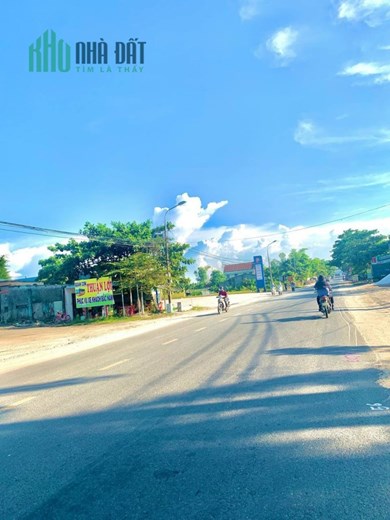 Lô Đất Hoà Tiến - Giá 5.6Tr/ m2, Cách DT605 chỉ 1km, Chợ Lệ Trạch 2km
