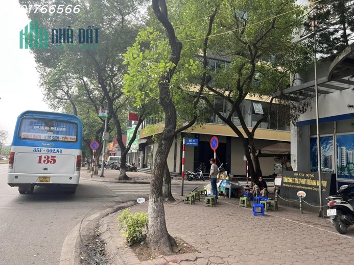 Bán Nhà Kinh Doanh, Phố Kim Đồng, Quận Hoàng Mai, 52m x 5T, Giá 12.3 tỷ.