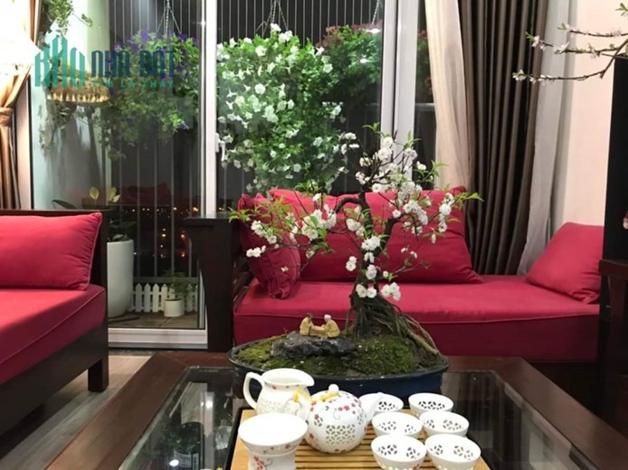 Bán căn hộ chung cư The Golden An Khánh 32T cửa tây nam ban công đông bắc, 2 phòng ngủ, sổ hồng lâu