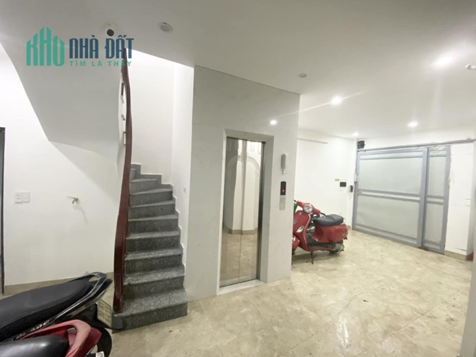BÁN CĂN HỘ CHUNG CƯ CAO CẤP  VIEW HỒ HOÀNG CẦU - 3 NGỦ CỰC THOÁNG - 105M - TẦNG TRUNG - NHỈNH 8 TỶ